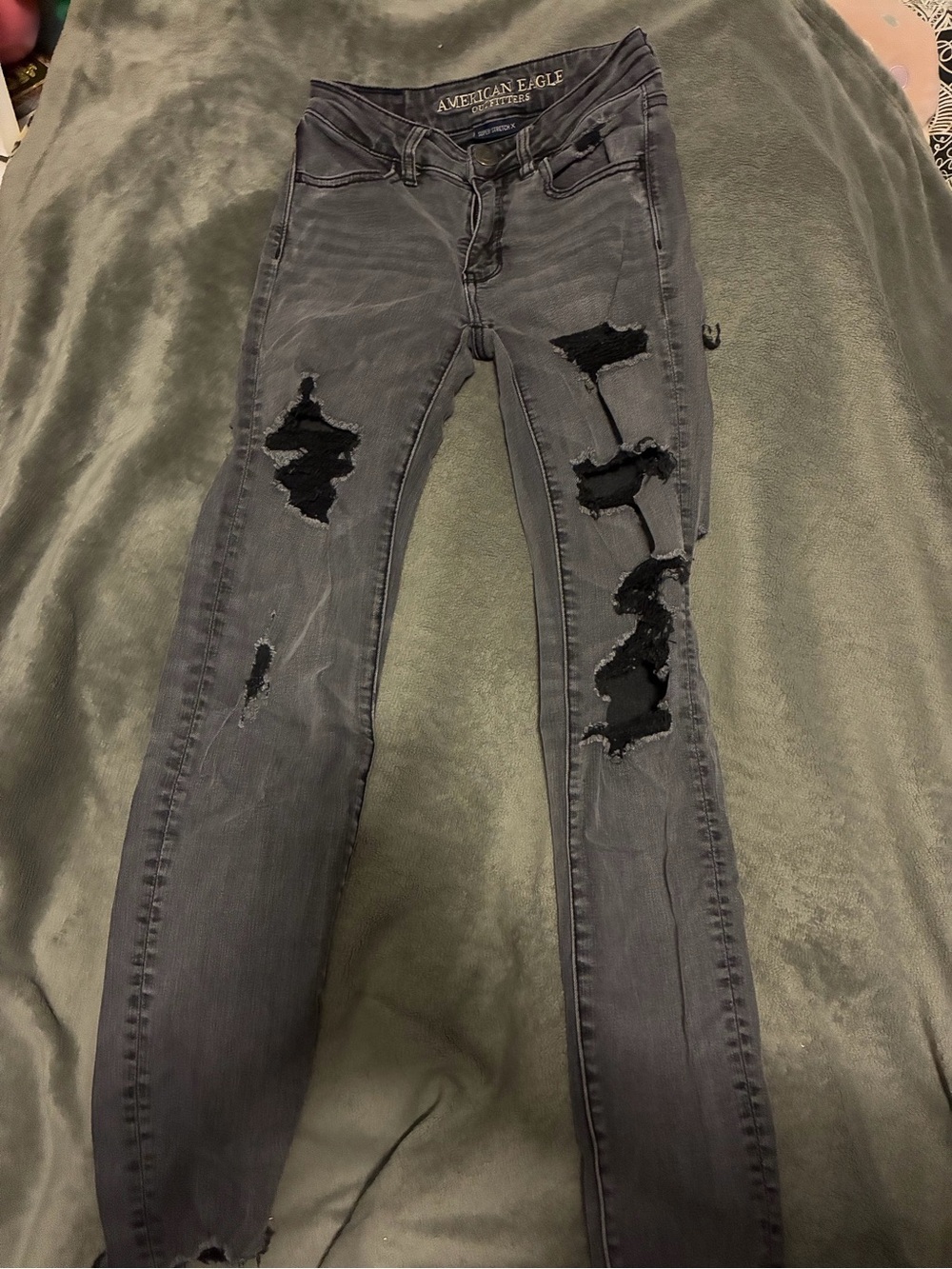 American Eagle Outfitters Women's Distressed Grey Skinny Jeans
